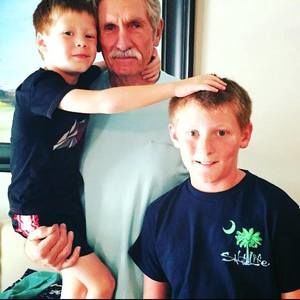 Meet your Posher, Della